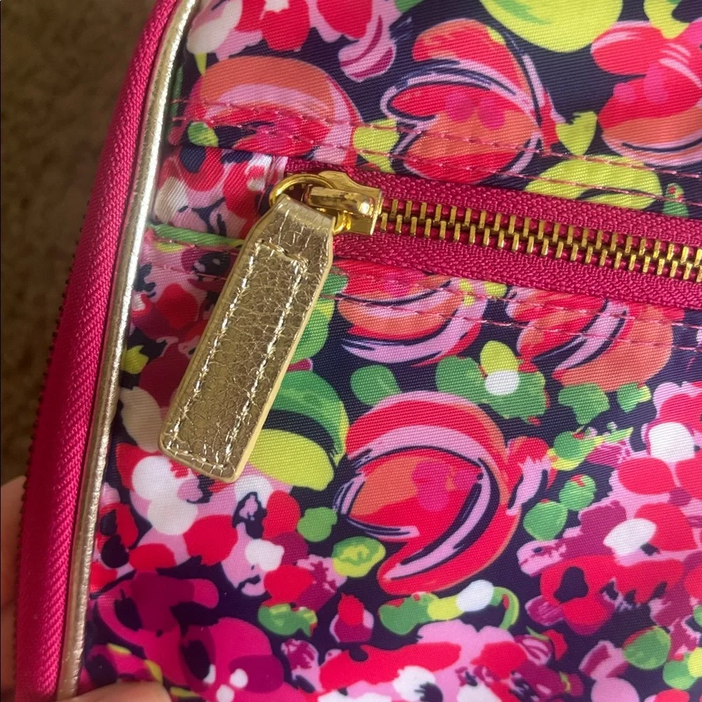 Lilly Pulitzer Agenda Folio in the Wild floral Confetti pattern